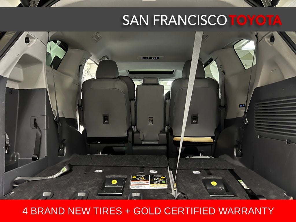 2024 Toyota Sienna XLE 8 Passenger
