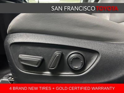 2024 Toyota Sienna XLE 8 Passenger