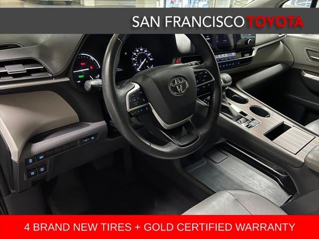 2024 Toyota Sienna XLE 8 Passenger