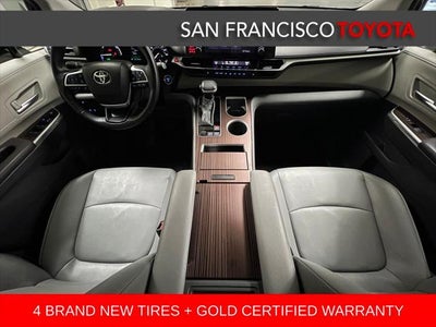 2024 Toyota Sienna XLE 8 Passenger