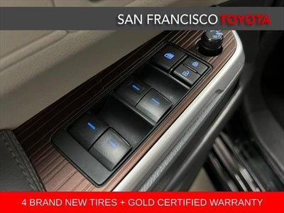2024 Toyota Sienna XLE 8 Passenger