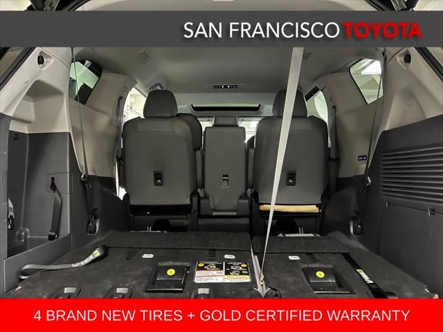 2024 Toyota Sienna XLE 8 Passenger