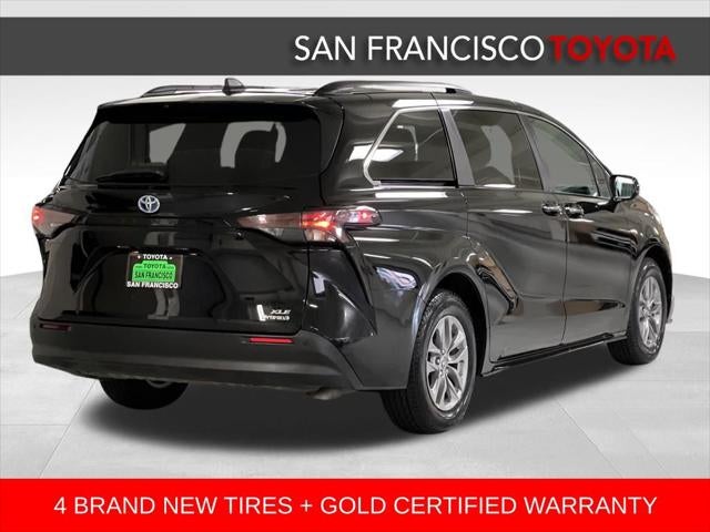 2024 Toyota Sienna XLE 8 Passenger