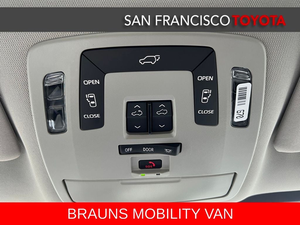 2025 Toyota Sienna XLE 8 Passenger