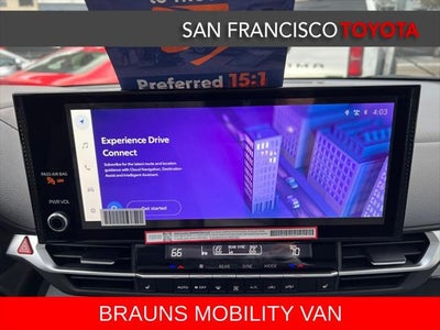 2025 Toyota Sienna XLE 8 Passenger