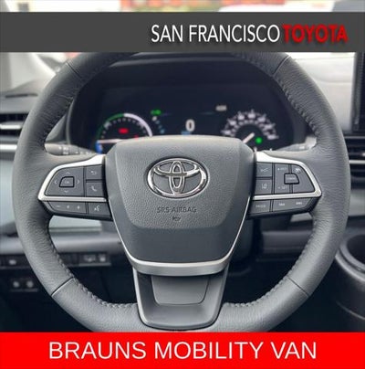 2025 Toyota Sienna XLE 8 Passenger