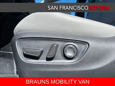 2026 Toyota Sienna XLE 8 Passenger