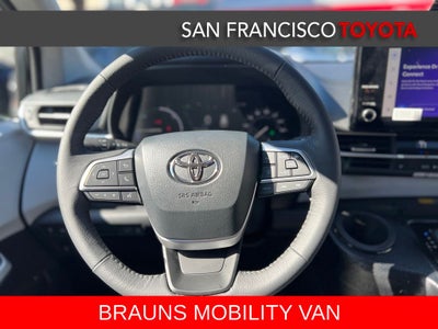 2026 Toyota Sienna XLE 8 Passenger