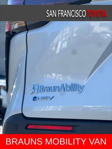 2026 Toyota Sienna XLE 8 Passenger