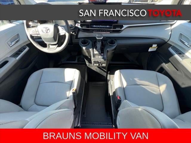 2026 Toyota Sienna XLE 8 Passenger