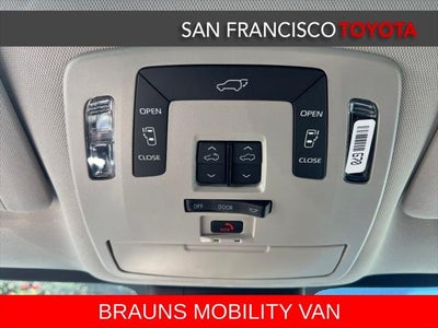 2026 Toyota Sienna XLE 8 Passenger
