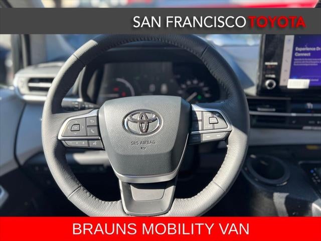 2026 Toyota Sienna XLE 8 Passenger