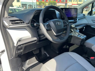 2026 Toyota Sienna XLE BRAUN MOBILITY