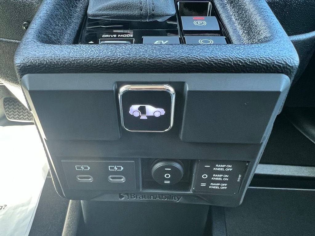 2026 Toyota Sienna XLE BRAUN MOBILITY