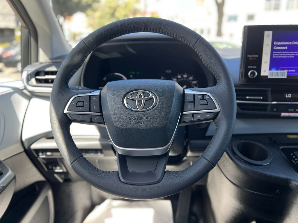 2026 Toyota Sienna XLE BRAUN MOBILITY