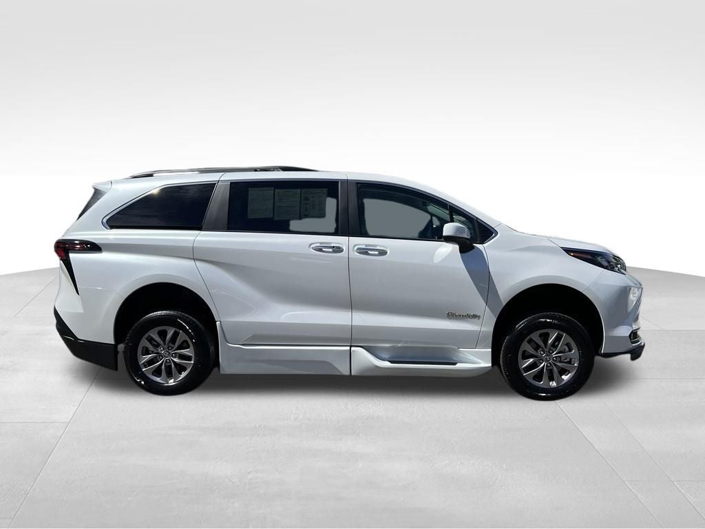 2026 Toyota Sienna XLE BRAUN MOBILITY