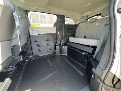 2026 Toyota Sienna XLE BRAUN MOBILITY