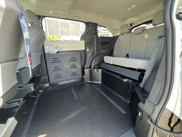 2026 Toyota Sienna XLE BRAUN MOBILITY