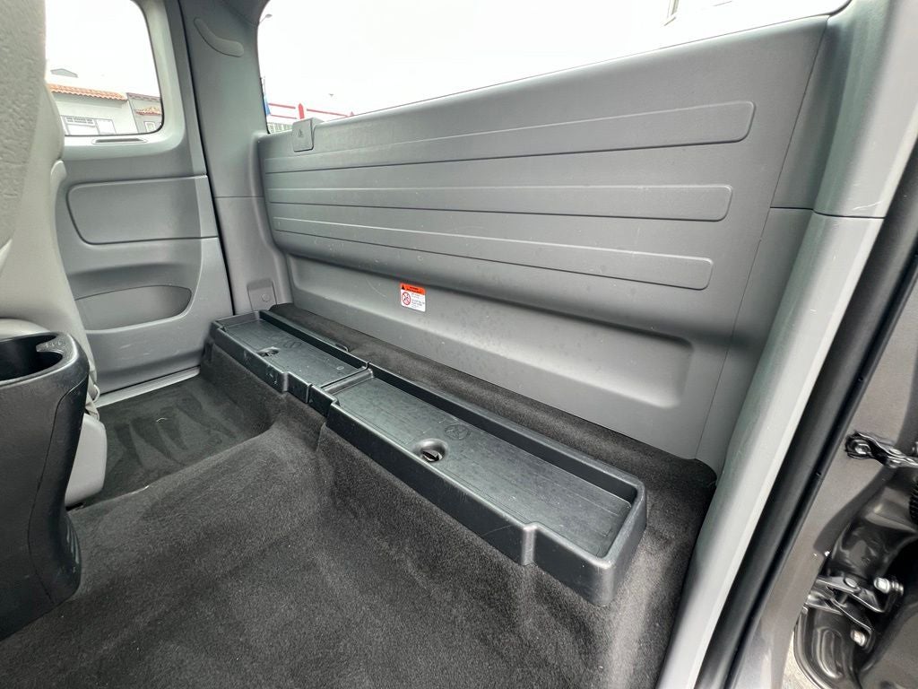 2015 Toyota Tacoma 2WD Access Cab I4 AT (Natl)