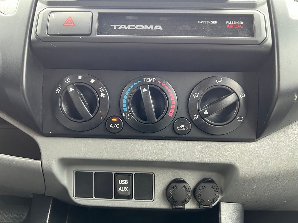 2015 Toyota Tacoma 2WD Access Cab I4 AT (Natl)
