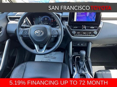 2024 Toyota Corolla Cross XLE