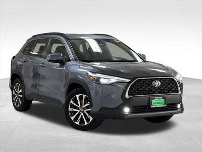 2023 Toyota Corolla Cross XLE