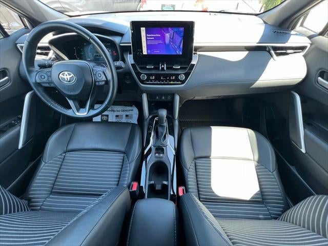 2024 Toyota Corolla Cross Hybrid XSE
