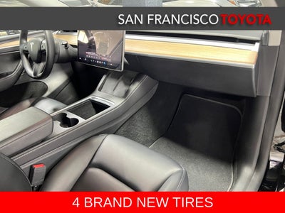 2024 Tesla Model Y Long Range