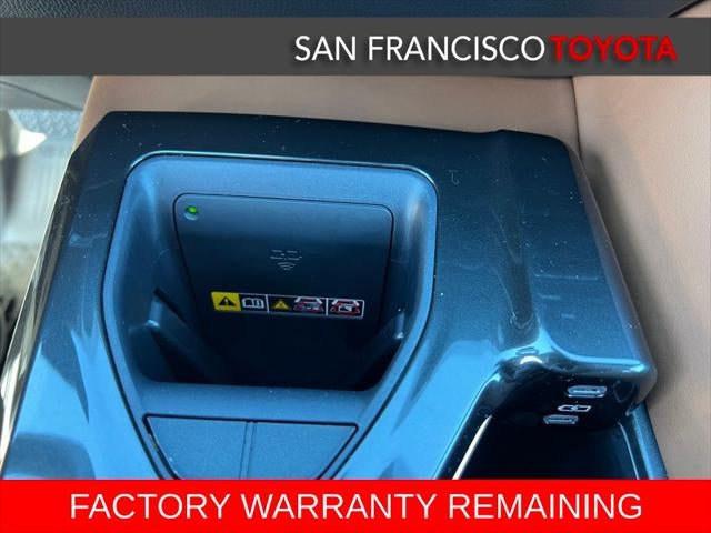 2025 Toyota Crown Signia XLE