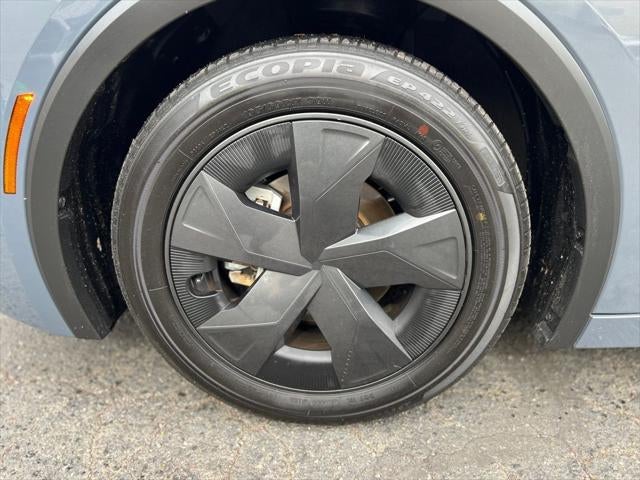 2023 Toyota Prius LE