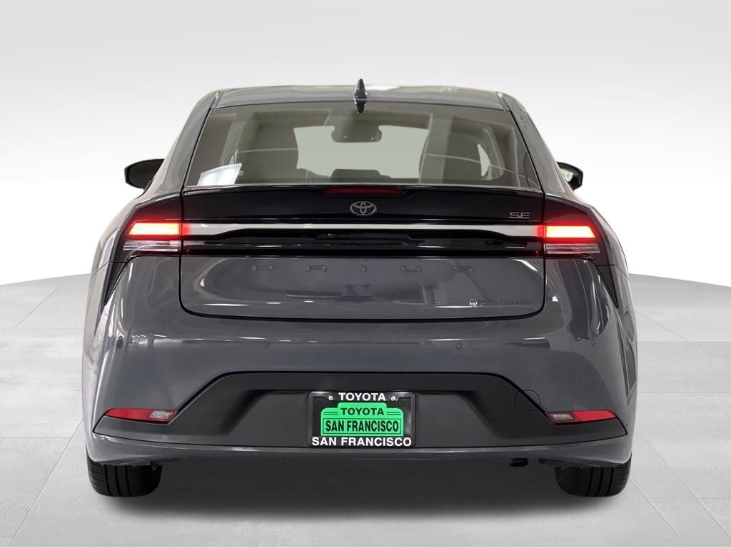 2024 Toyota Prius Prime SE