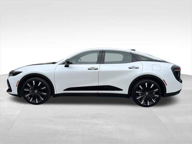 2024 Toyota Crown Platinum