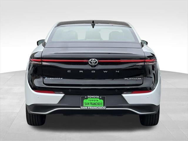 2024 Toyota Crown Platinum