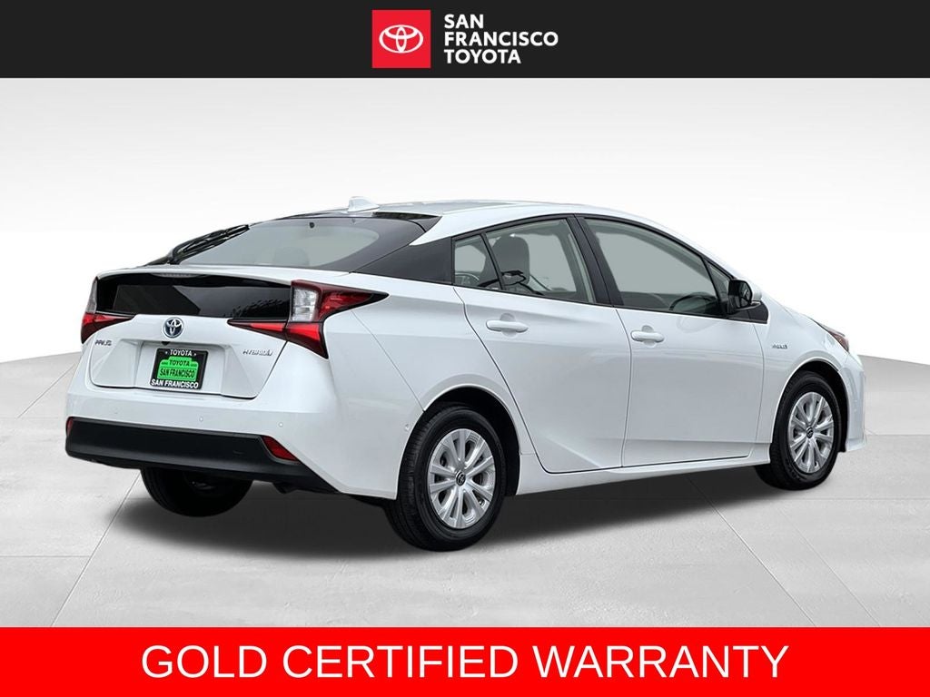 2022 Toyota Prius LE