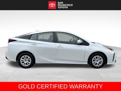 2022 Toyota Prius LE