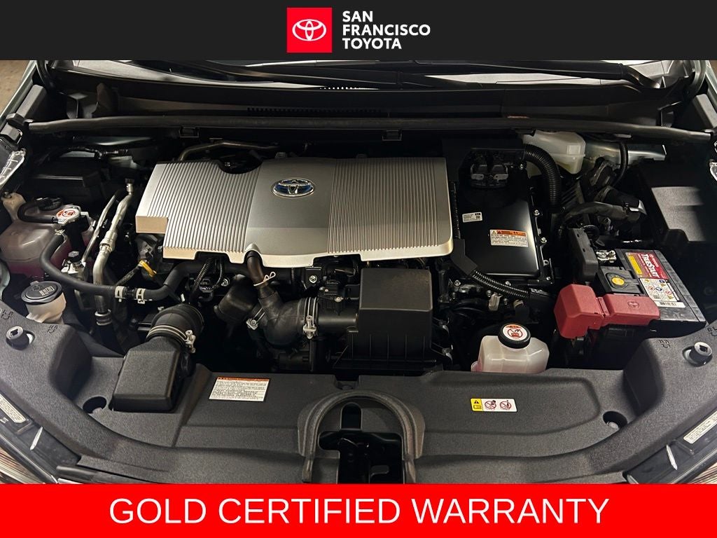 2022 Toyota Prius LE