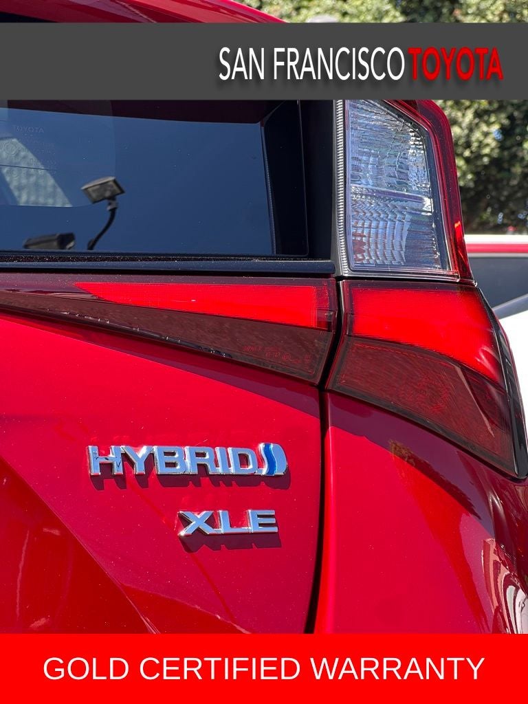 2020 Toyota Prius XLE