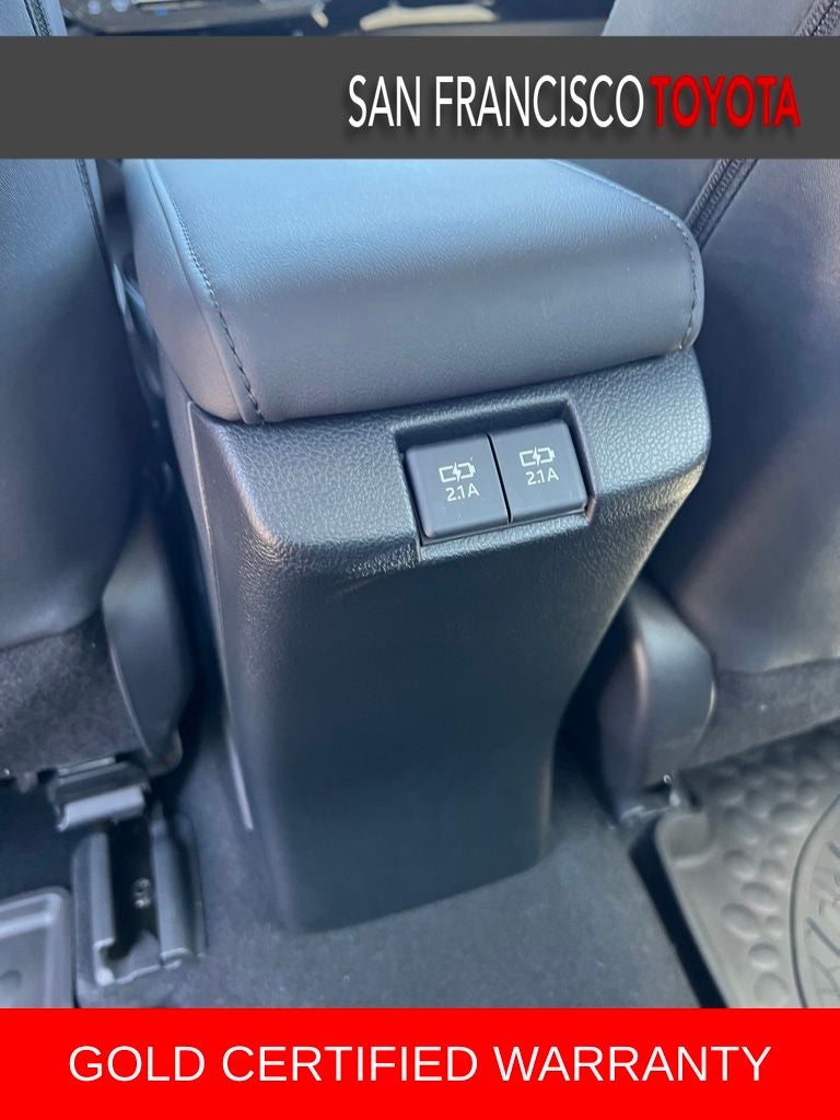 2020 Toyota Prius XLE