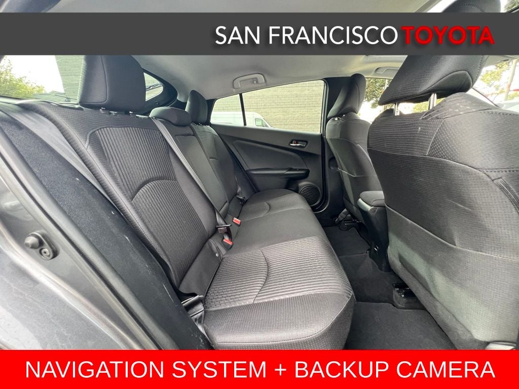 2016 Toyota Prius Three