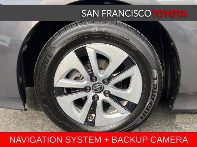 2016 Toyota Prius Three