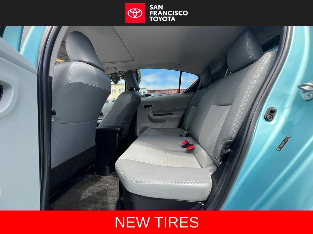 2014 Toyota Prius c Four