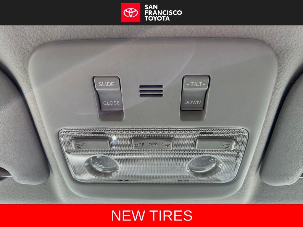 2014 Toyota Prius c Four