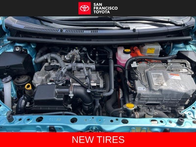 2014 Toyota Prius c Four