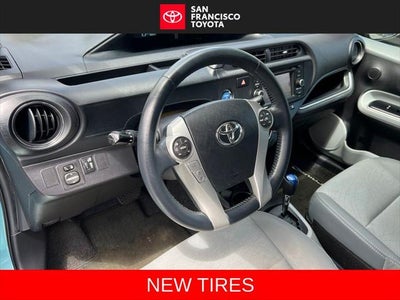 2014 Toyota Prius c Four