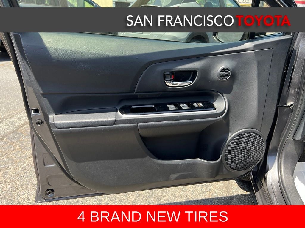 2015 Toyota Prius c Three