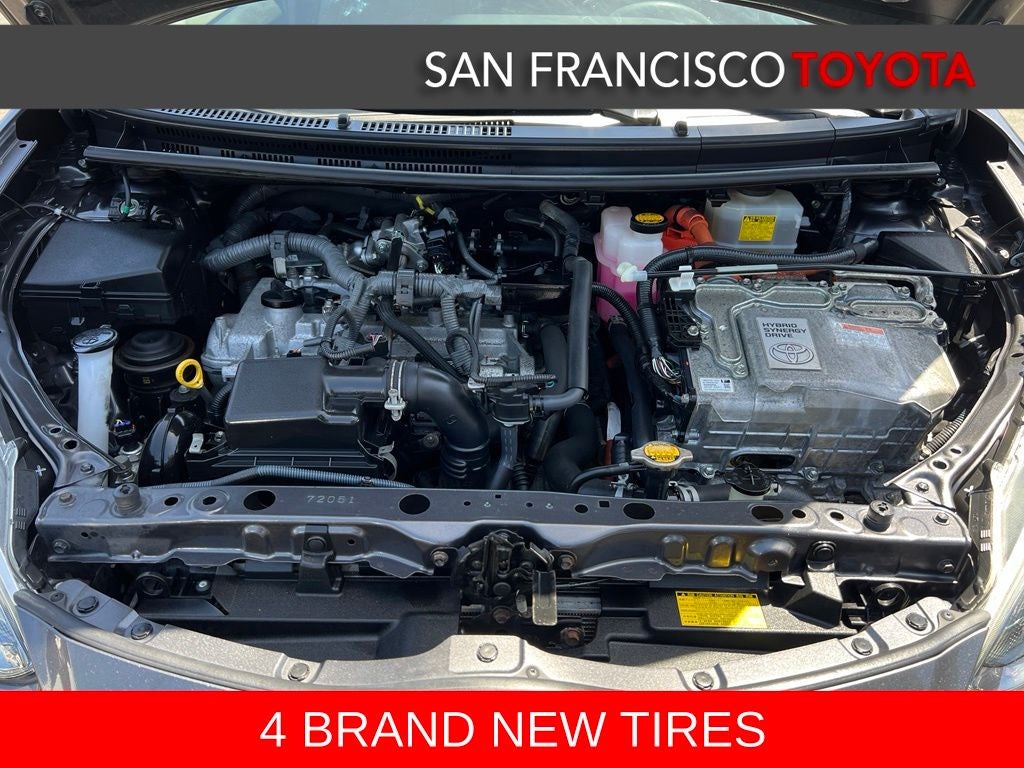 2015 Toyota Prius c Three