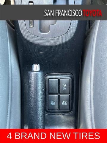 2015 Toyota Prius c Three