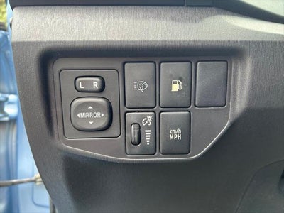 2012 Toyota Prius Plug-in Advanced
