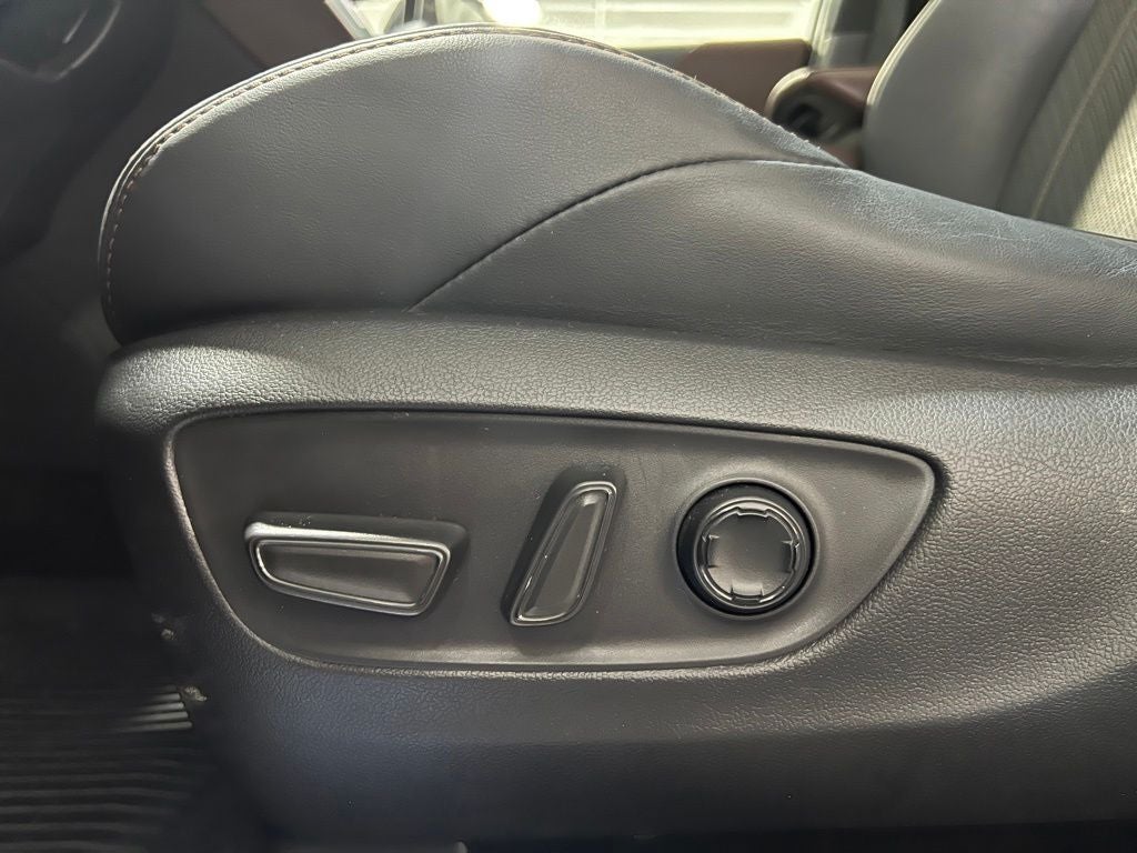 2022 Toyota Venza Limited