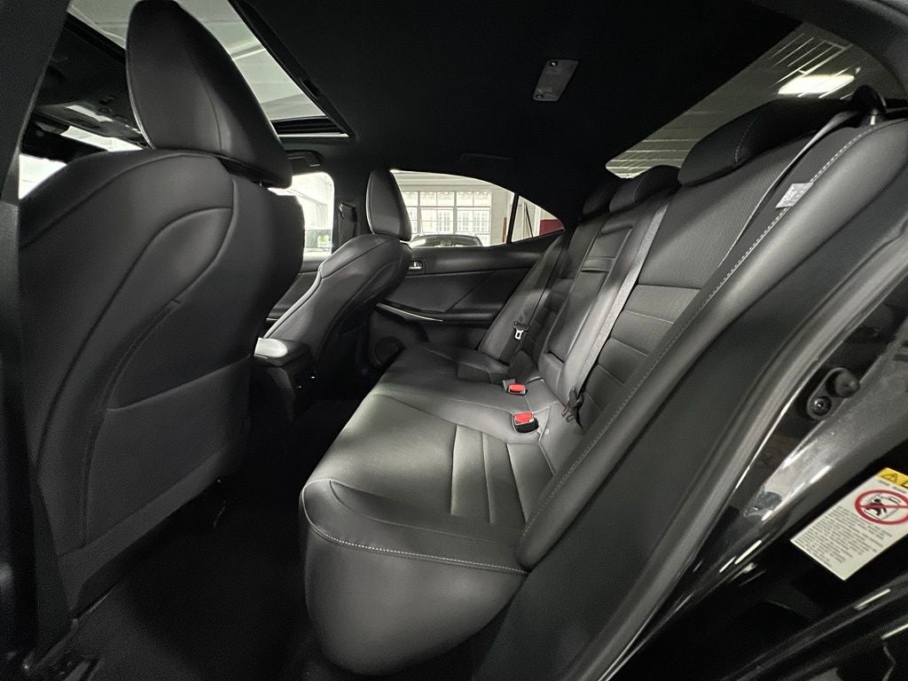 2019 Lexus IS 350